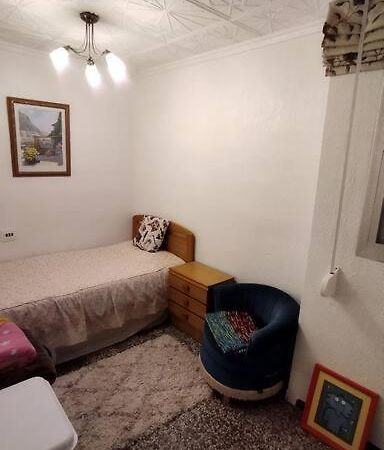 Charming Three Bedroom Apartment In Alcoi Luaran gambar
