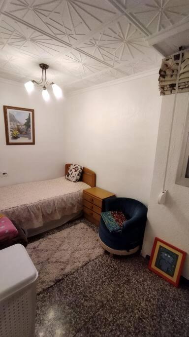 Charming Three Bedroom Apartment In Alcoi Luaran gambar